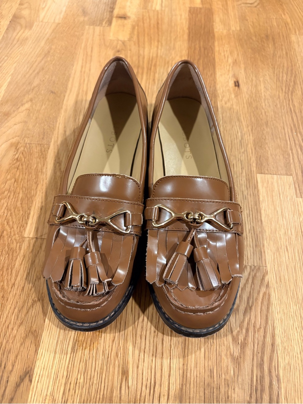 Talbots Cognac Leather Tassel Loafer with Gold Accent in Size 7M - Picture 2 of 6